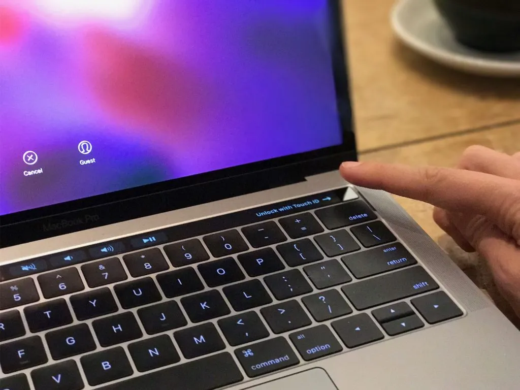 Cách sử dụng Touch ID trên MacBook Pro – Bảo mật MacBook bằng vân tay